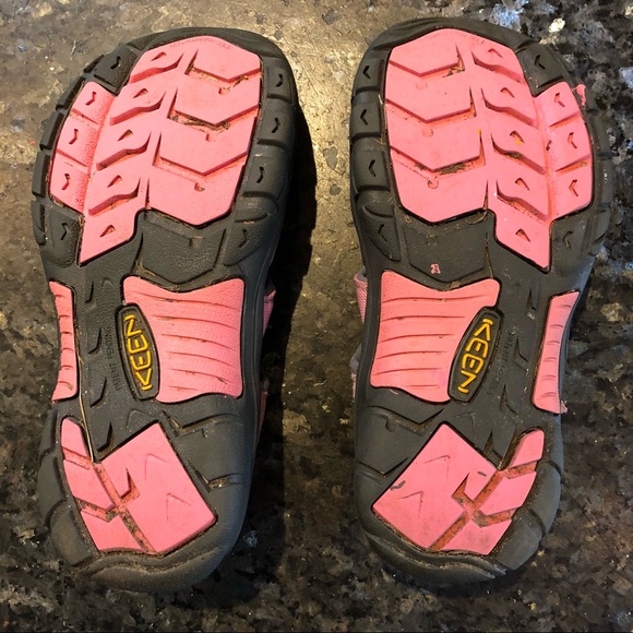 Keen kids sandals size 3 - Picture 2 of 3